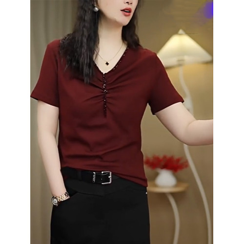 2025年夏紅色V領上衣洋氣打底衫釘珠簡約百搭大碼女裝胖MM淡人dm