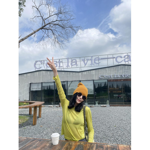 古祖祖 原創細軟羊毛果綠色針織打底衫多巴胺秋季曡穿上衣女