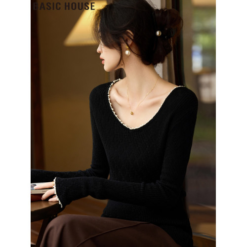 Basic House/百家好黑色喇叭袖珍珠鑲邊v領針織打底衫毛衣女春季
