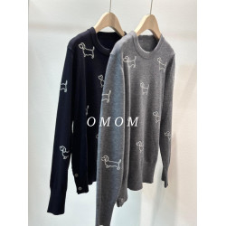 OMOM-2024秋冬新款狗狗刺綉學院風羊毛針織打底衫開叉 毛衣女