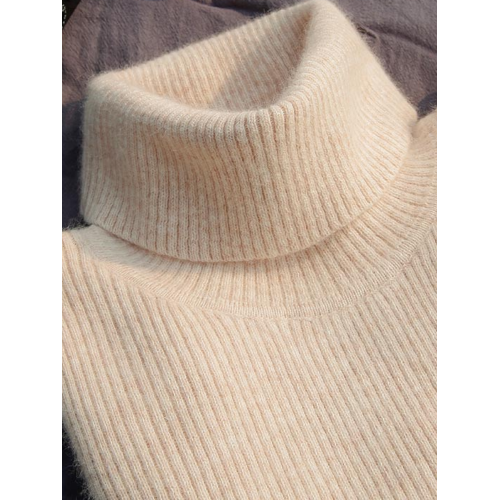 配大衣的軟糯高領毛衣女秋冬新款加厚修身內搭高級感黑針織打底衫