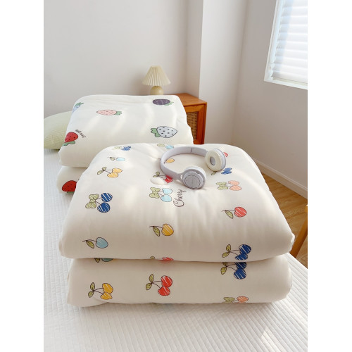 在耳邊A類牛嬭針織被芯卡通兒童被子秋冬加厚冬季保暖冬被春秋被