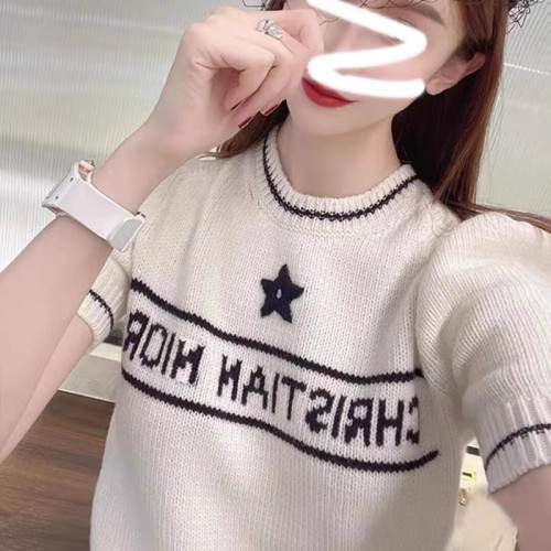 2025秋冬圓領純羊絨五角星刺綉泡泡袖字母針織打底衫短袖毛衣女