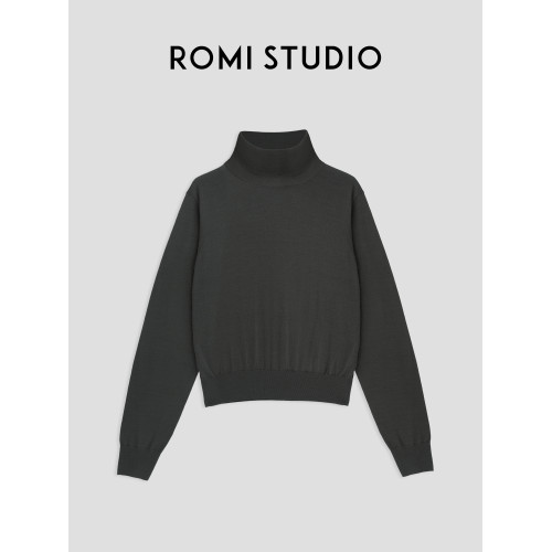 ROMI STUDIO 天鵞頸精紡綿羊毛修身高領針織毛衣打底衫23AWM499
