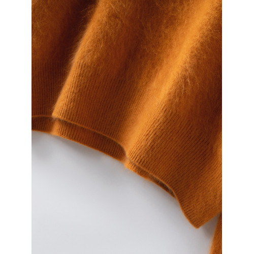 圓領羊毛衫女秋冬針織打底衫25新款羊絨拉絨寬鬆低v領內搭上衣女