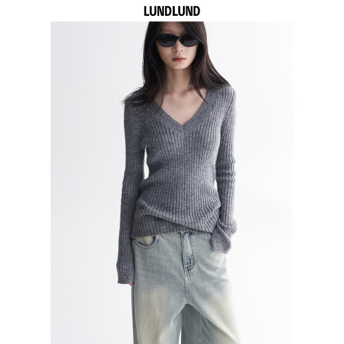 LUNDLUND 紙片人慵懶開衩袖針織打底衫女春夏百搭V領顯瘦長袖上衣