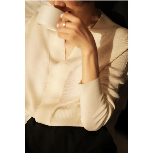 極簡風v領針織衫女春季高級感長袖寬松細羊毛開衫內搭打底衫上衣