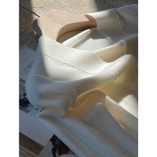 極簡風v領針織衫女春季高級感長袖寬鬆細羊毛開衫內搭打底衫上衣