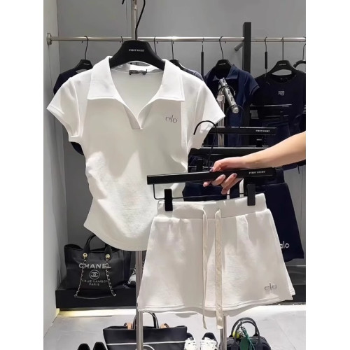 LILY MOST2025休閒運動套裝女polo衫收腰白色短袖T恤松緊腰兩件套