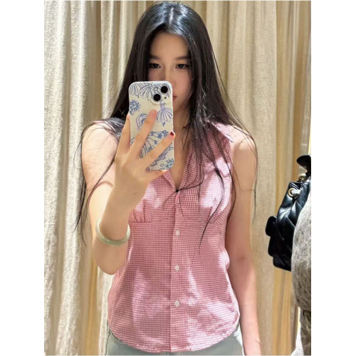 OOTD BM官網女裝新款紅色格子短款修身無袖內搭襯衫女襯衣V領上衣