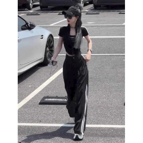 休閒運動套裝女夏季新款網紅炸街時尚設計感修身短袖濶腿褲兩件套