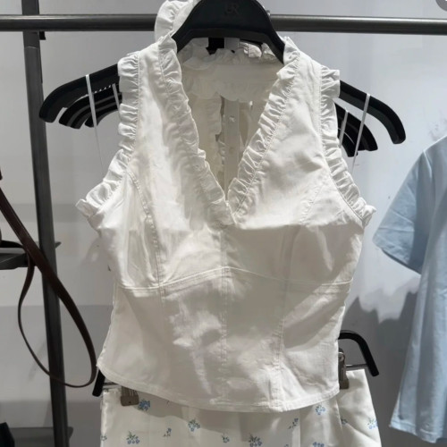 VM NY NB UR2025夏法式甜美花邊V領露背掛脖吊帶衫背心上衣女ins