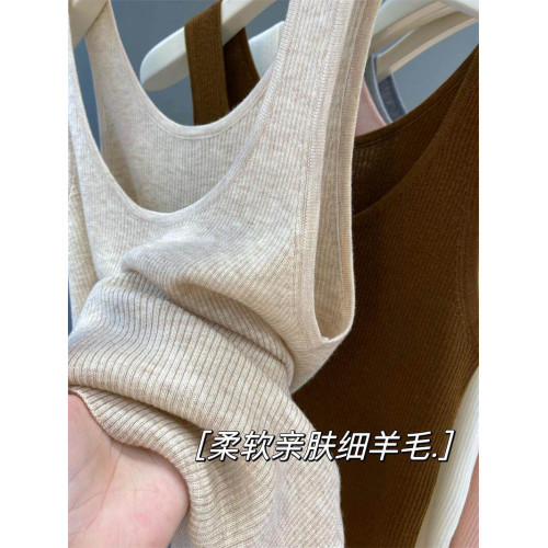 純色細羊毛吊帶背心女大圓領百搭修身春秋西裝內搭爆款針織吊帶衫