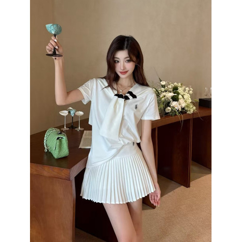 夏日絕美休閒運動套裝女今年流行爆款小個子巨好看的百褶連衣短裙