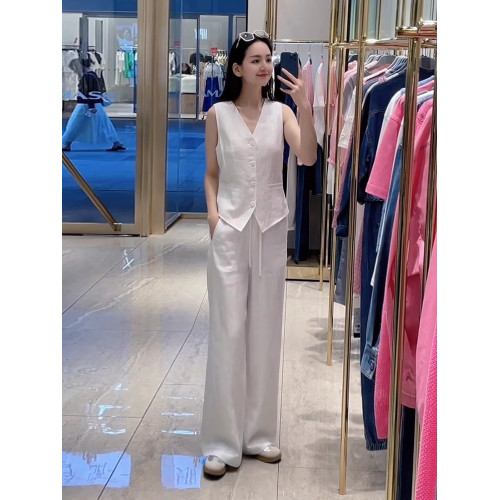 歐貨運動套裝女2025新款夏季時尚洋氣減齡無袖馬甲濶腿褲兩件套潮