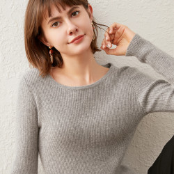 軟糯！低圓領毛衣女套頭春秋冬短款上衣黑白色針織打底衫修身內搭