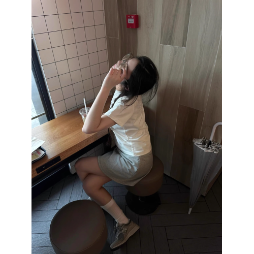 美式復古簡約字母正肩女t恤短袖修身顯瘦夏季小個子短款上衣ins潮