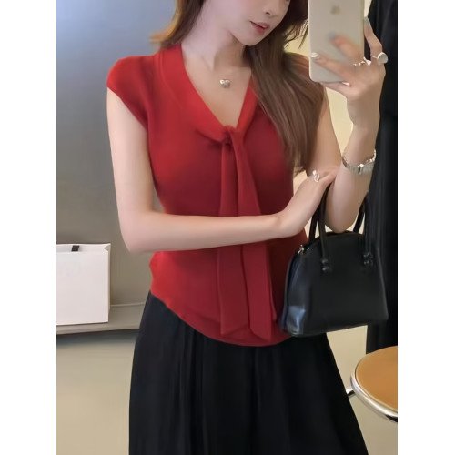 美式復古灰色V領正肩女t恤夏季設計感小衆修身顯瘦百搭短袖針織衣