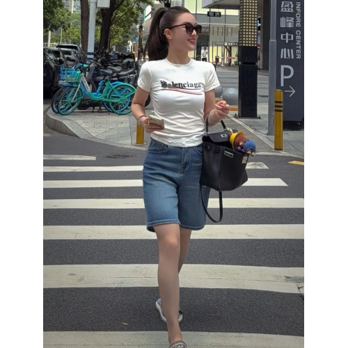 美式復古白色印花短袖女t恤2025新款別致漂亮顯瘦正肩氣質上衣潮