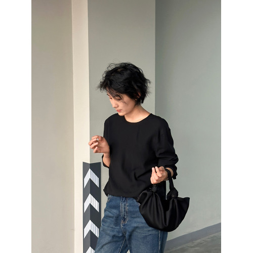 周浪清黑色圓領正肩修身長袖女t恤2025新款秋裝薄款顯瘦休閒上衣