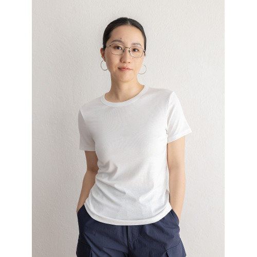 JENUNIQUE夏日會呼吸萊賽爾亞麻短袖多巴胺正肩女t恤修身圓領上衣