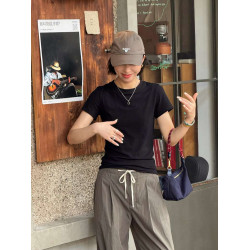 周浪清黑色圓領正肩短袖女t恤2025新款夏季修身顯瘦短款休閒上衣