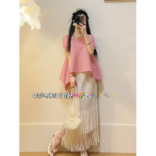 三宅皺褶粉色短袖女T恤小香風夏裝搭配一整套韓系巨顯瘦遮肉套裝