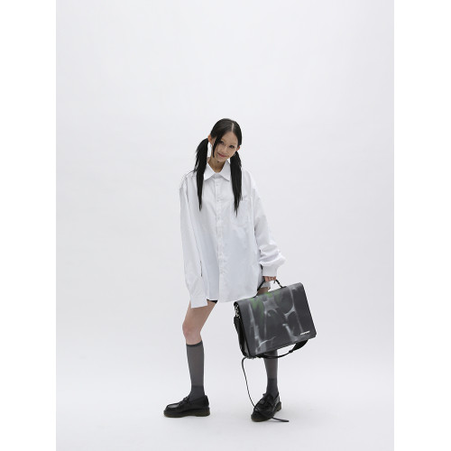 美伢FUZZYKON 純情小學妹 春秋白色中長款寬松襯衫 淺藍/白