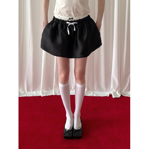 PFF GIRL黑色系帶蓬蓬短裙