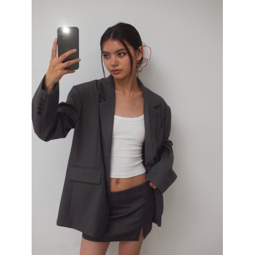 A DoOr 灰色開衩中低腰短裙Kaylee含褲子內襯防走光質感西裝裙