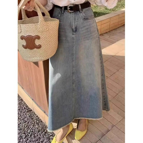 米白色牛仔半身裙女2025新款今年流行大碼胖mm高腰顯瘦毛邊中長裙