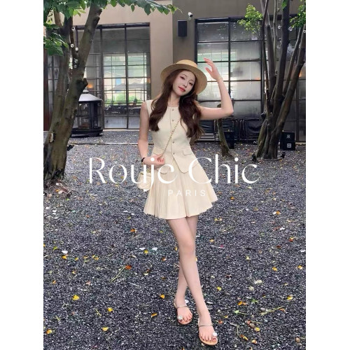 法國rouje chic夏季法式高級感無袖馬甲上衣女高腰百褶短裙兩件套
