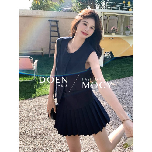 DOEN MOCY小香風西裝馬甲套裝女夏季絕美氣質背心百褶短裙兩件套