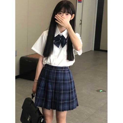 花千豬原創 小澄中襯衫     學院風基礎款白色短袖jk製服內搭上衣