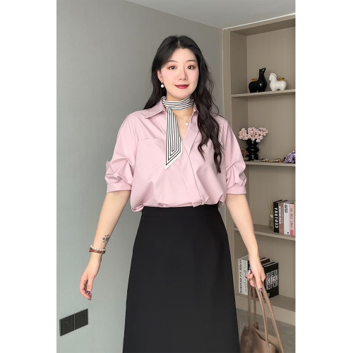 正肩短袖襯衫女大碼V領法式氣質寬松顯瘦設計感面試通勤中袖襯衣