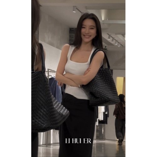 LiHuiEr李慧兒 川十裡夏 黑色半身裙女夏薄款2025新款巨好看裙子