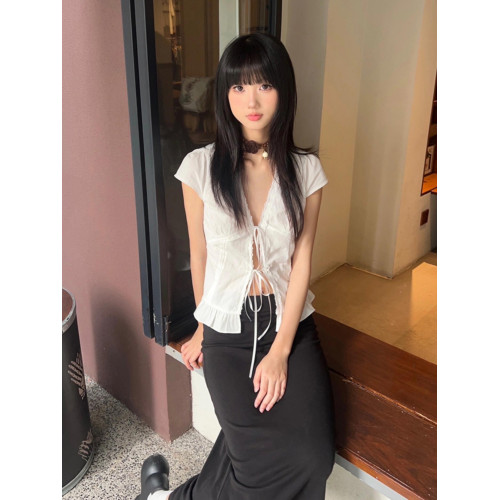 設計感小衆短袖襯衫女夏季修身V領蕾絲花邊系帶復古短款白色上衣
