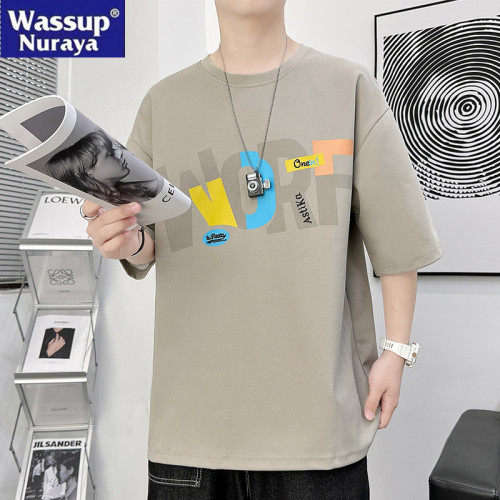 WASSUP NURAYA圓領冰絲短袖上衣t恤男薄款夏季大碼肥佬半袖寬松T