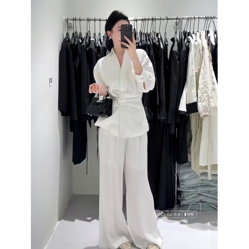 春季穿搭一整套韓系風格高級感氣質時尚洋氣減齡黑色襯衫套裝褲女