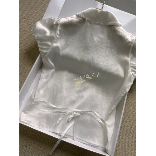 部分 宅女同款 還原 彼得領花邊系帶短袖襯衫 白色/淡黃