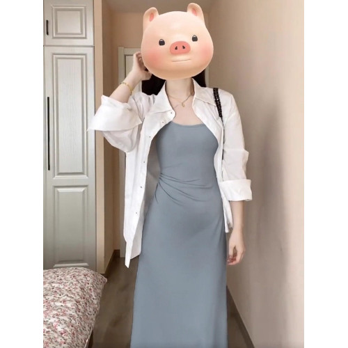今年流行的漂亮套裝白色防曬襯衫女2025夏日穿搭高級吊帶裙兩件套