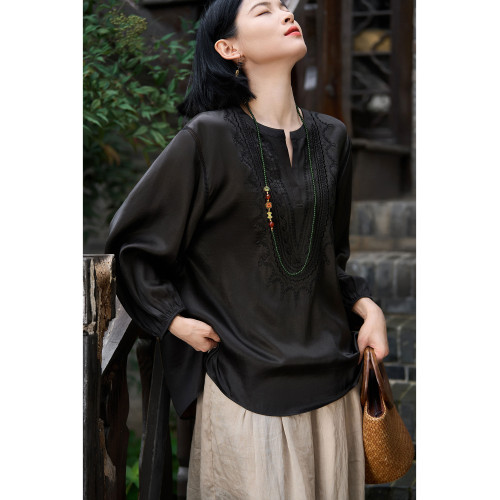 非遺華夏《墨染風華》新中式刺綉香雲紗上衣女素縐緞桑蠶絲襯衫