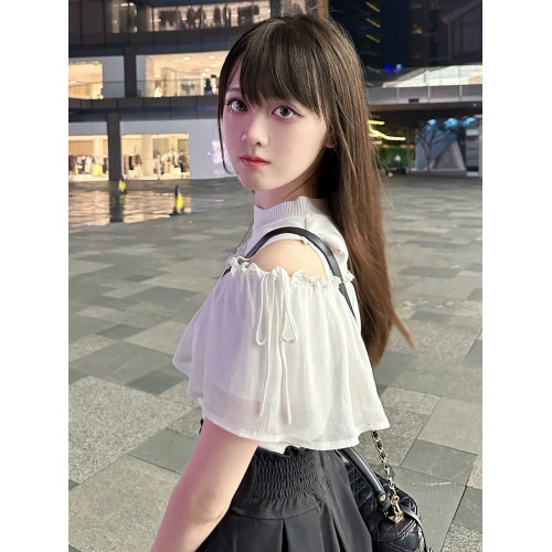 小泡芙日系春款清楚系女裝時尚荷葉邊露肩修身圓領百搭針織襯上衣