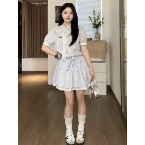 條紋襯衫連衣裙子女夏季2025新款輕熟小衆不撞款短裙夏天巨好看的