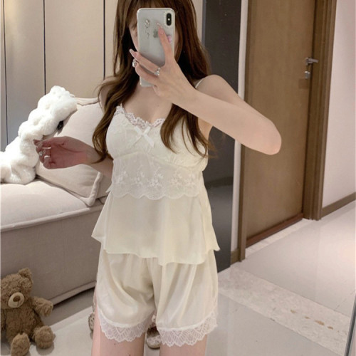 2025夏新款冰絲睡衣女性感蕾絲純欲吊帶短褲套裝帶胸墊甜美家居服