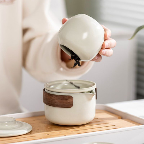 汝窰黃旅行茶具套裝功夫泡茶壺陶瓷快客杯一壺三杯活動伴手禮 汝窰黃旅行茶具套裝功夫泡茶壺陶瓷快客杯一壺三杯活動伴手禮