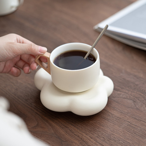 奶油風咖啡杯輕奢高檔下午茶雲朵杯碟帶勺套裝茶杯喝水杯情侶禮物