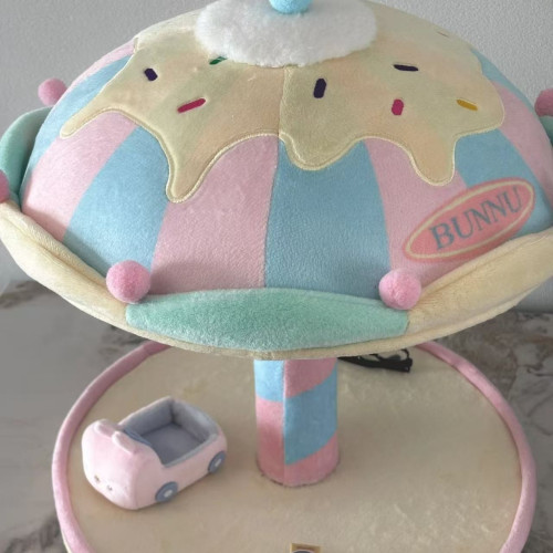 bunnu旋轉娃屋同款旋轉木馬旋轉小屋棉花娃娃屋手動旋轉毛絨娃屋
