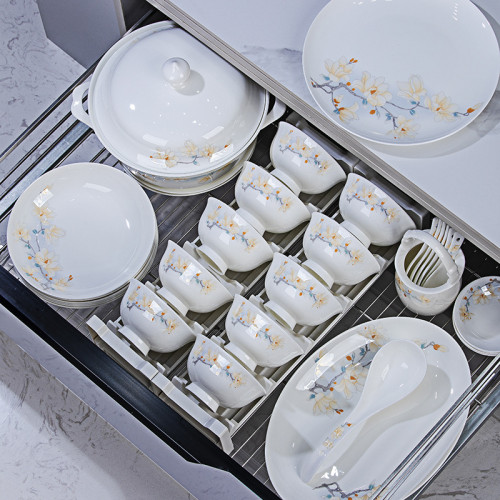 景德鎮陶瓷餐具碗碟套裝家用結婚喬遷禮品輕奢碗盤碟骨瓷餐具