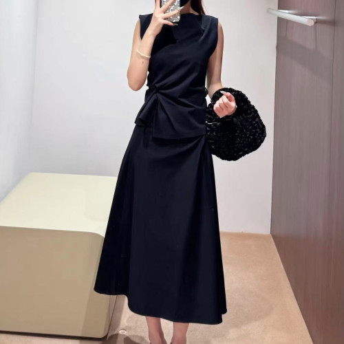 CS女裝 修身版型船領抓褶紋理背心2025春季新品1272830001
